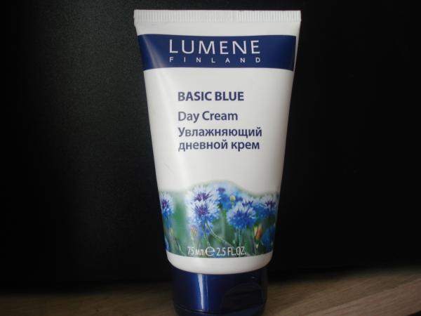 Увлажняющий дневной крем Basic Blue от Lumene 